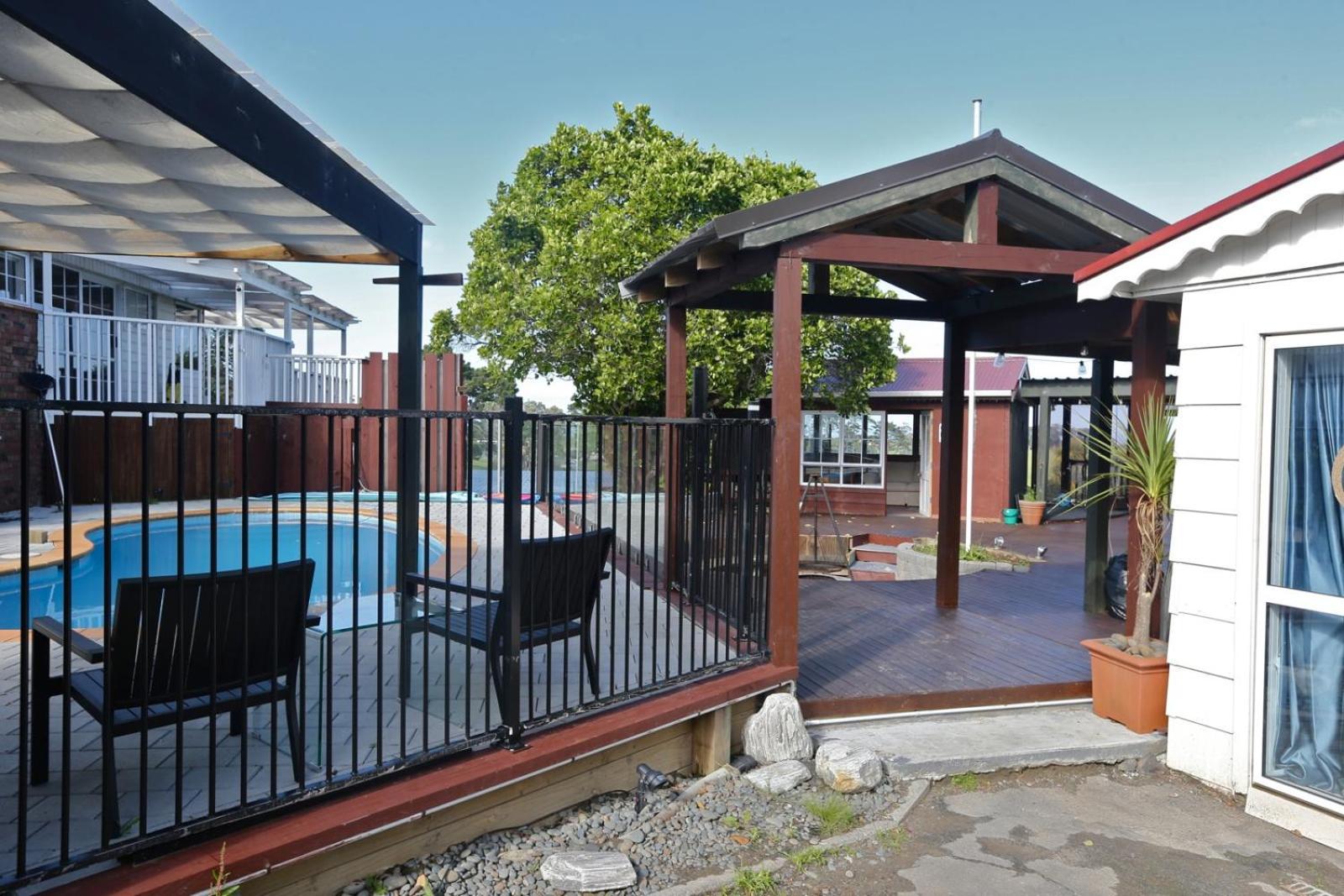 Holiday House In Totara Park Auckland Exterior foto